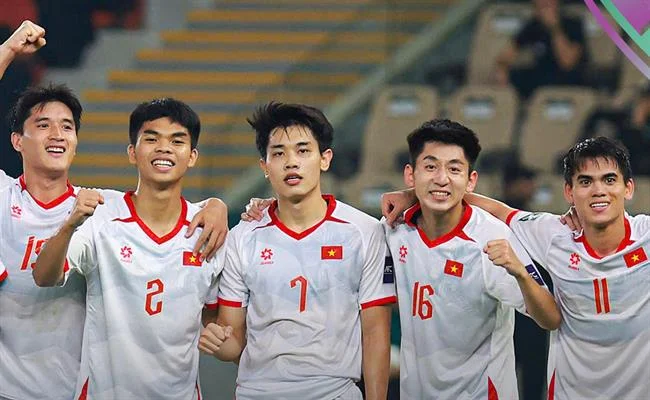 Đá gà cựa dao 123b